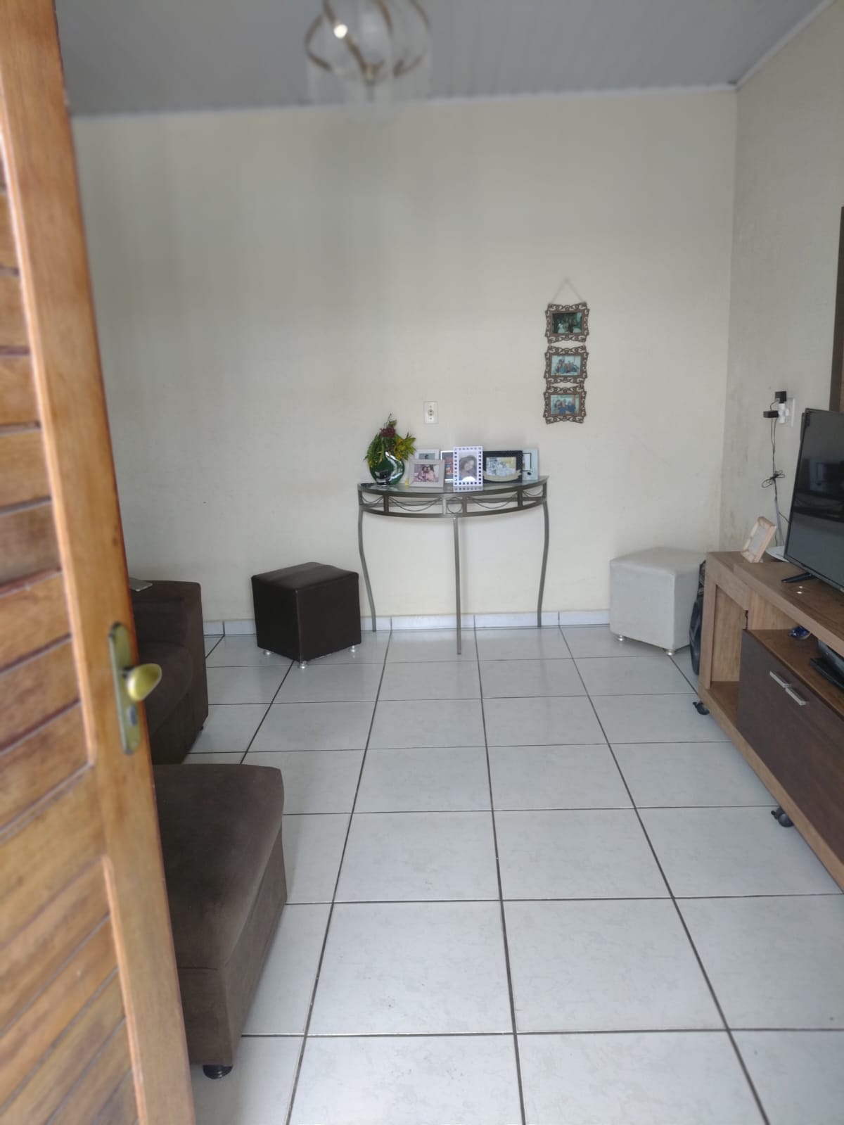 *VENDO CASA NO RESIDENCIAL ACAUÃ, VIZINHO AO GRACILIANO RAMOS.*