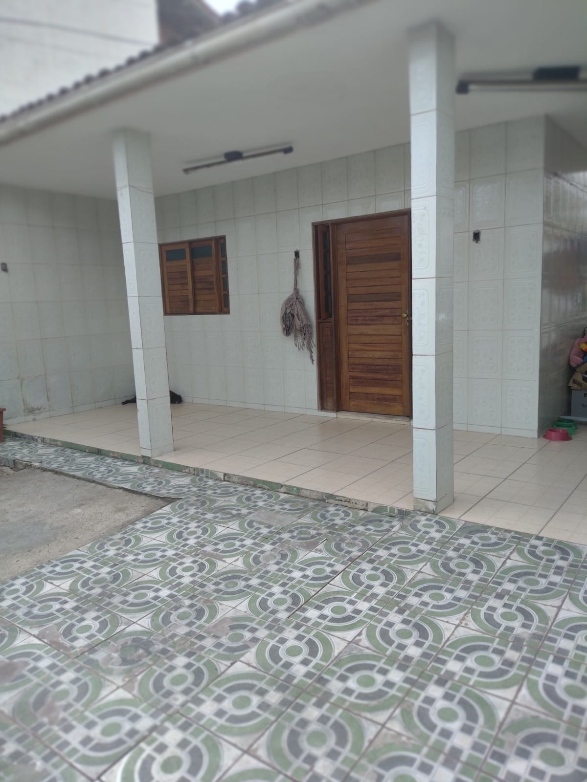 *VENDO CASA NO RESIDENCIAL ACAUÃ, VIZINHO AO GRACILIANO RAMOS.*