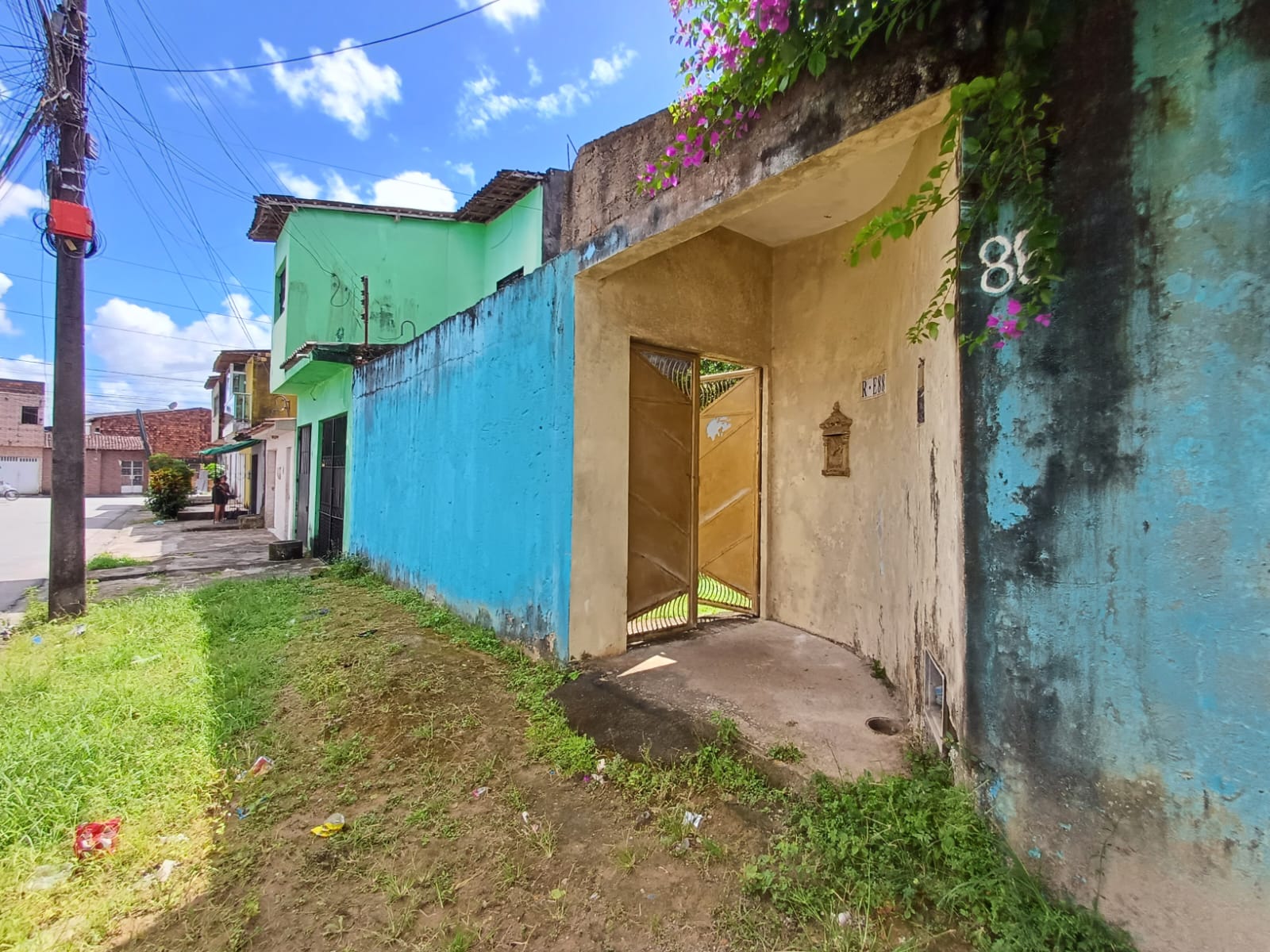 *VENDA CASA NA SANTA LÚCIA* - TERRENO 10 X 30