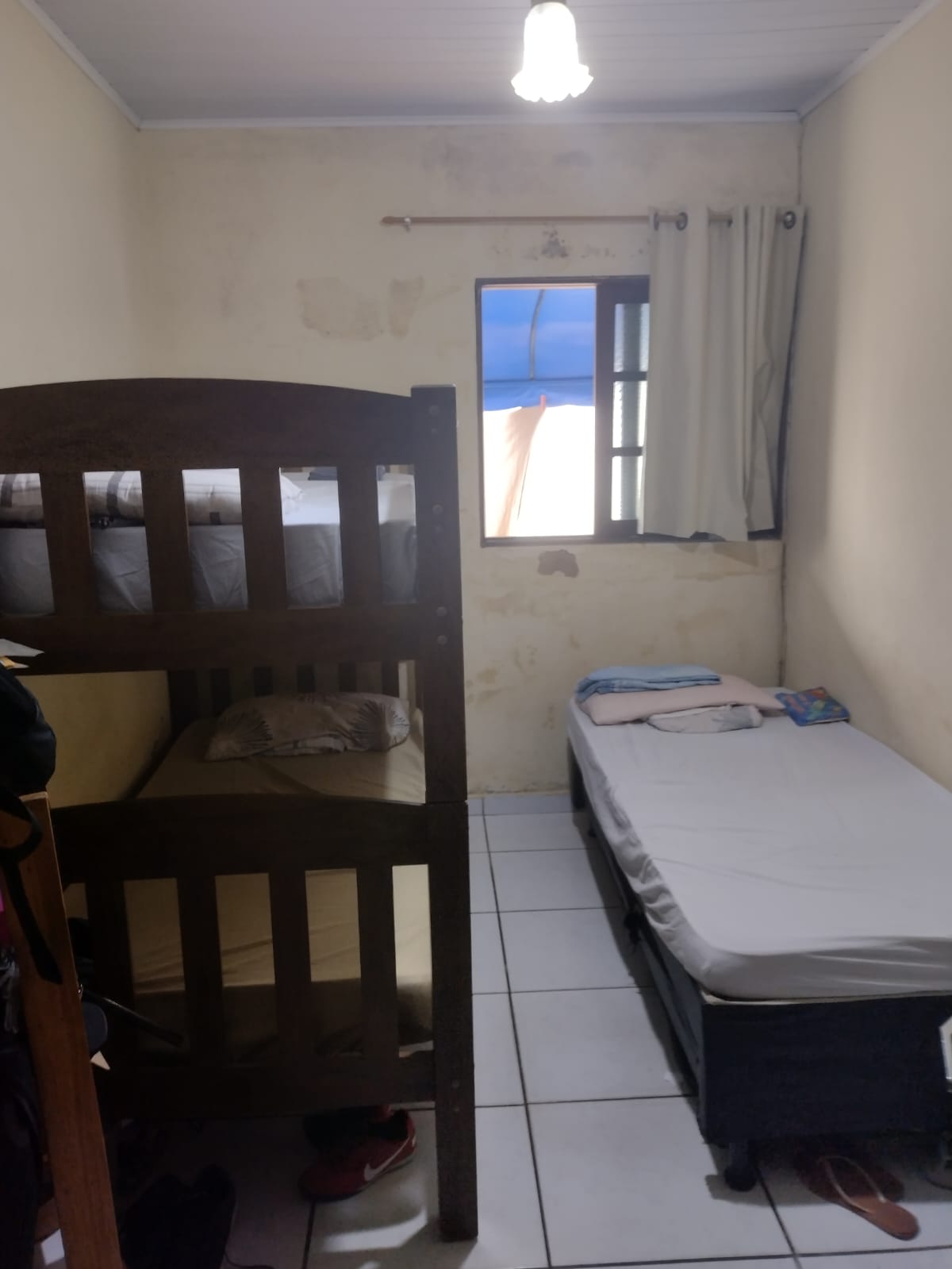 *VENDO CASA NO RESIDENCIAL ACAUÃ, VIZINHO AO GRACILIANO RAMOS.*