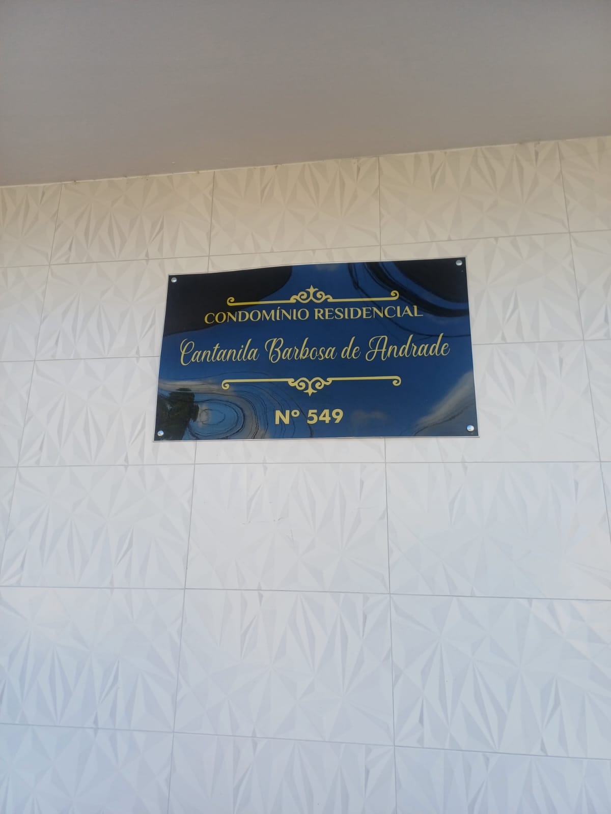 VENDO RESIDENCIAL "CANTANILA" NA SANTA LÚCIA COM 10 APARTAMENTOS*