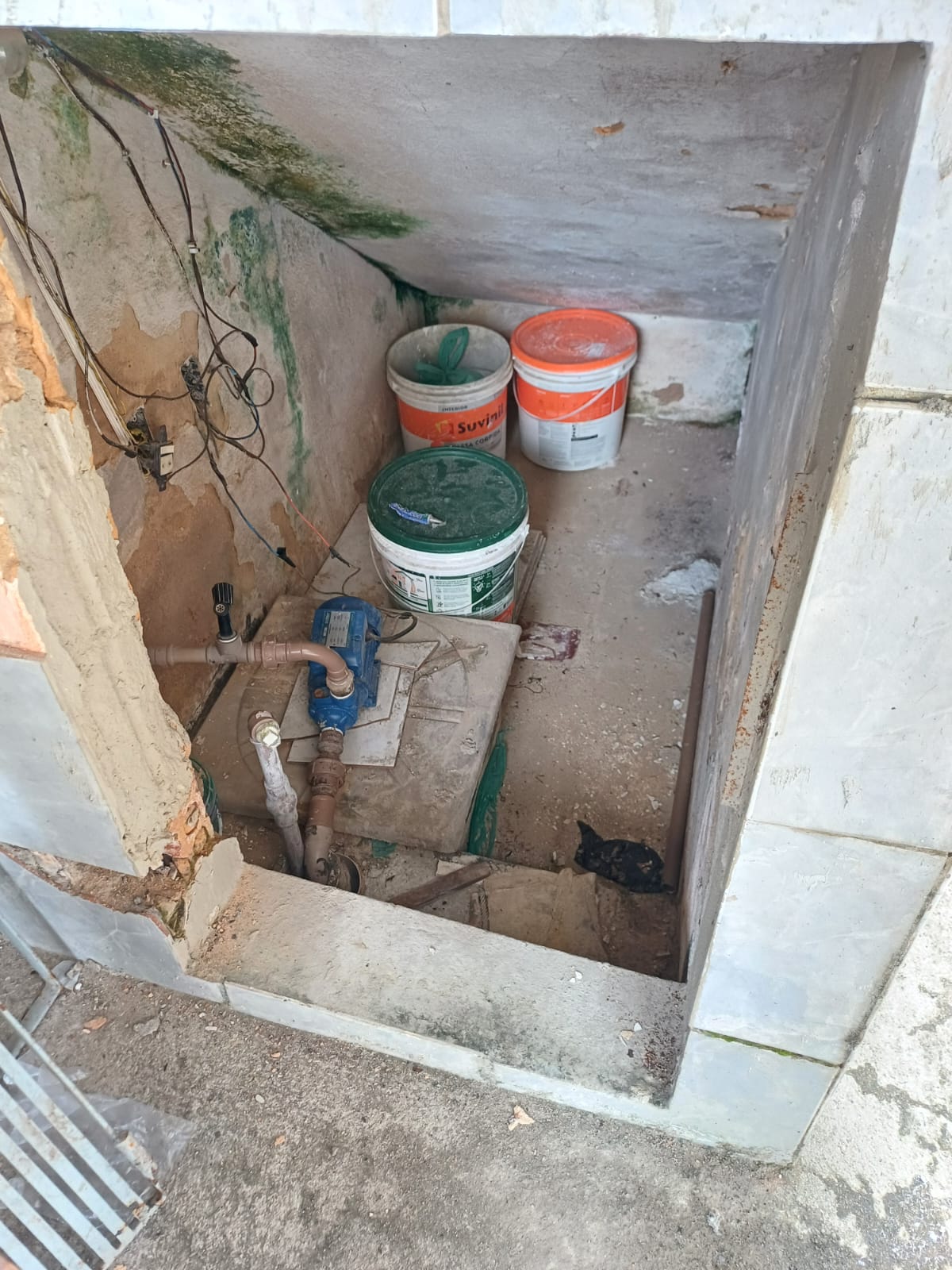 VENDO RESIDENCIAL "CANTANILA" NA SANTA LÚCIA COM 10 APARTAMENTOS*