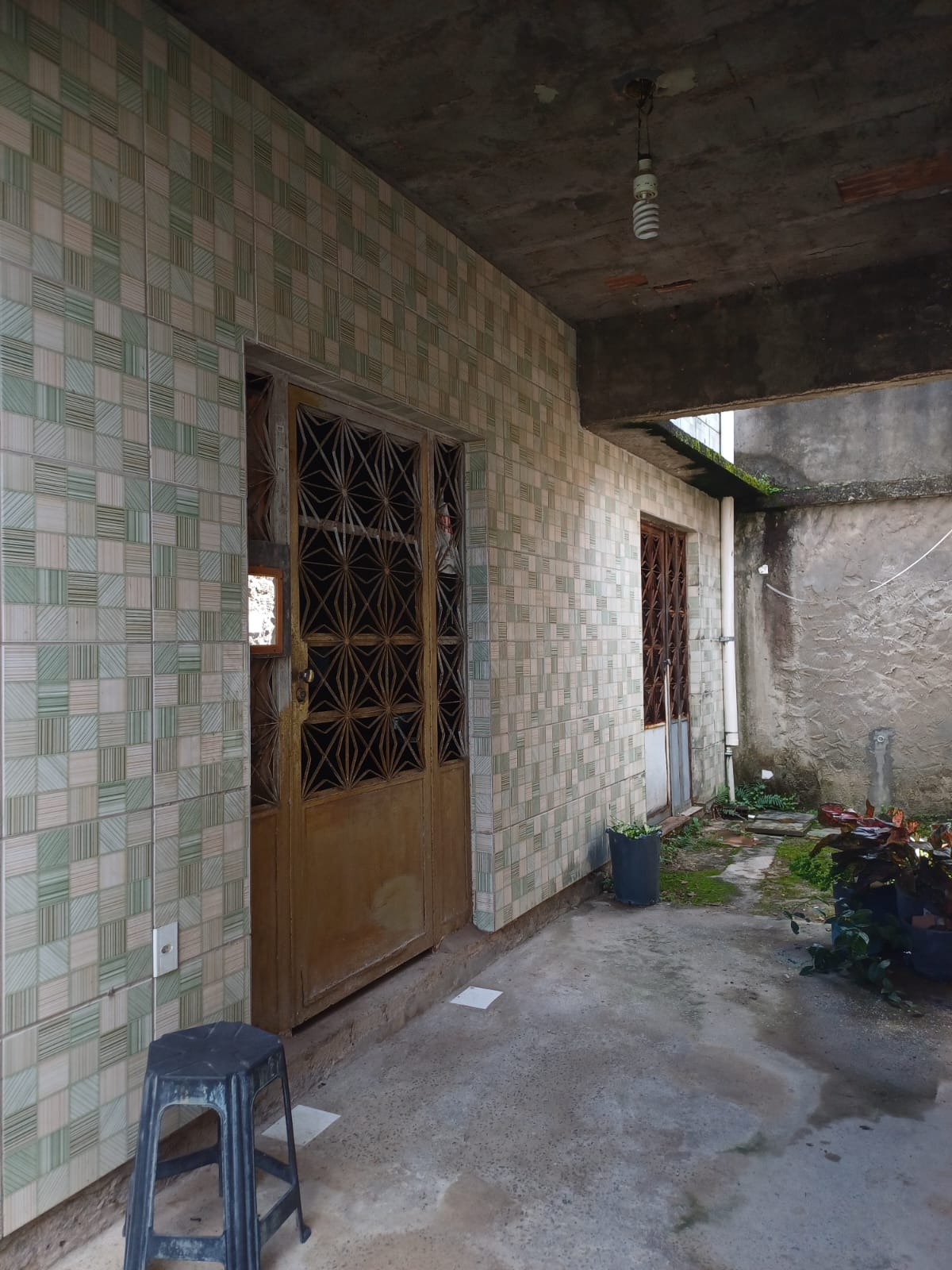 *VENDA CASA NA SANTA LÚCIA* - TERRENO 10 X 30