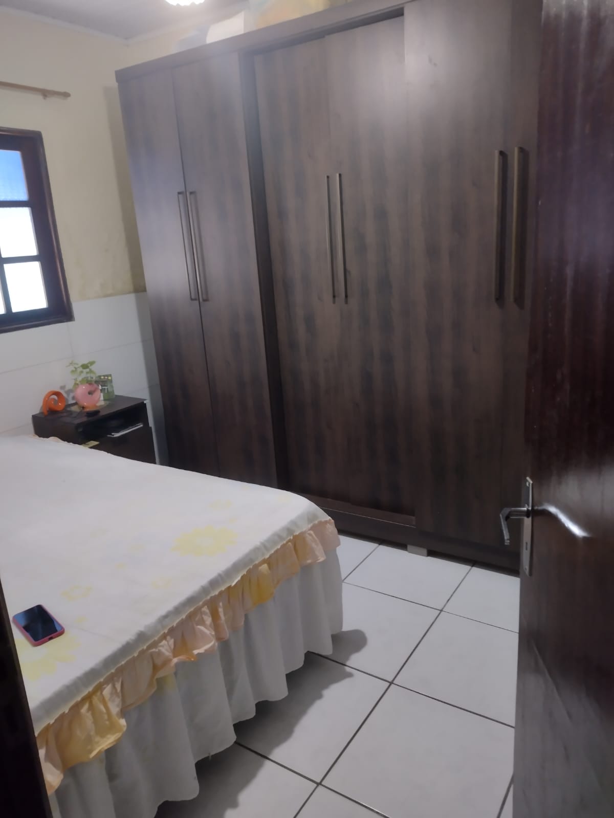 *VENDO CASA NO RESIDENCIAL ACAUÃ, VIZINHO AO GRACILIANO RAMOS.*