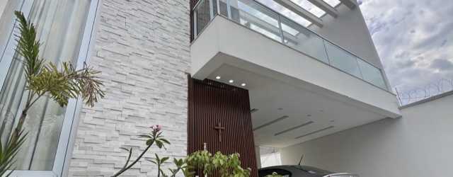 CASA EM VARGINHA MG