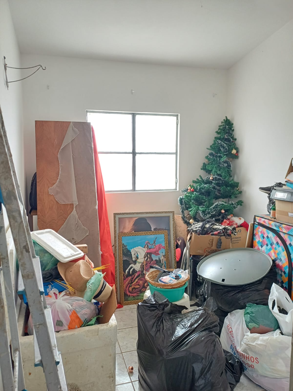 VENDO RESIDENCIAL "CANTANILA" NA SANTA LÚCIA COM 10 APARTAMENTOS*