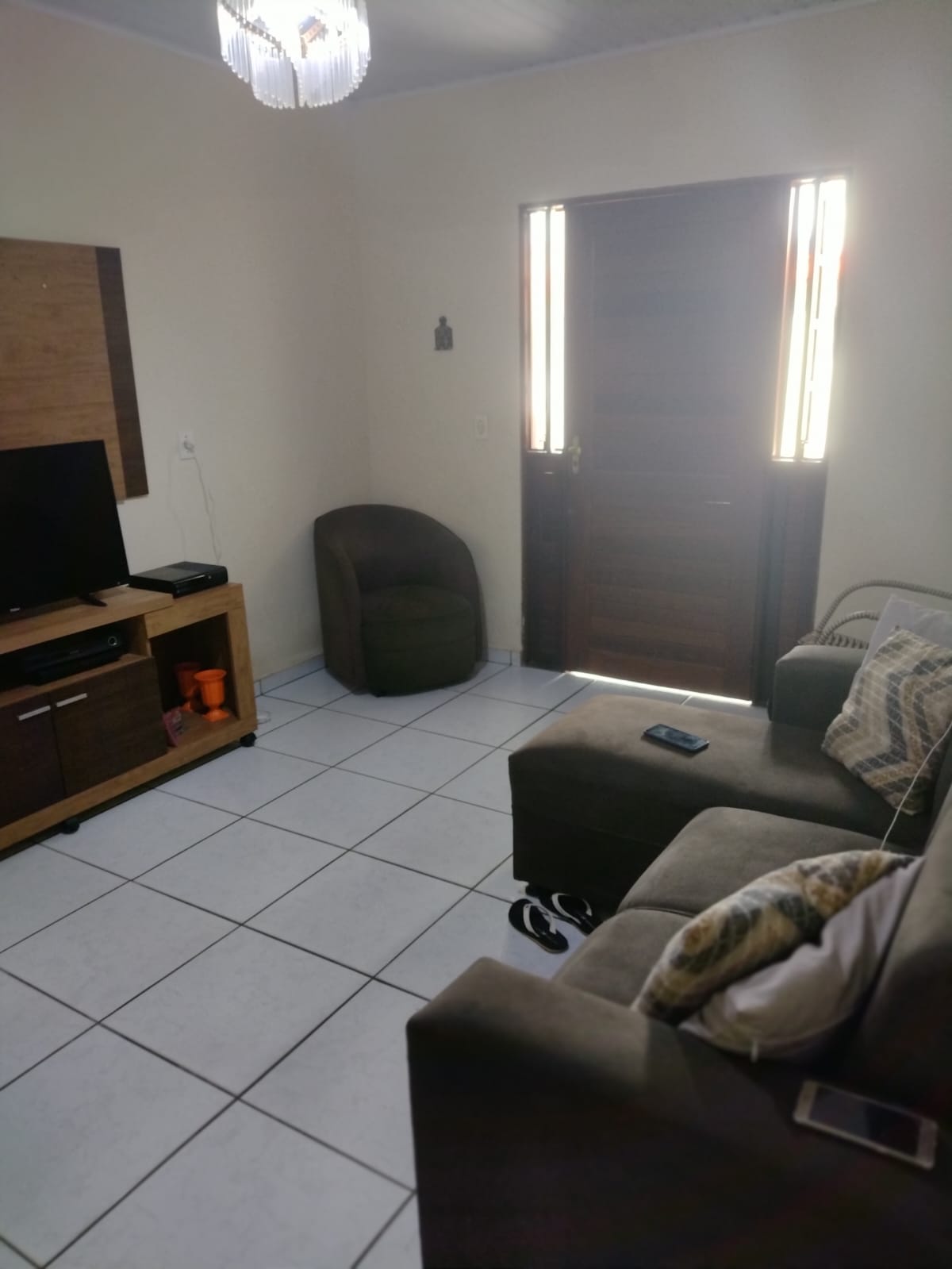 *VENDO CASA NO RESIDENCIAL ACAUÃ, VIZINHO AO GRACILIANO RAMOS.*